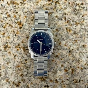 Men’s Fossil watch. Silver, blue dial 42mm stainless steel with full links